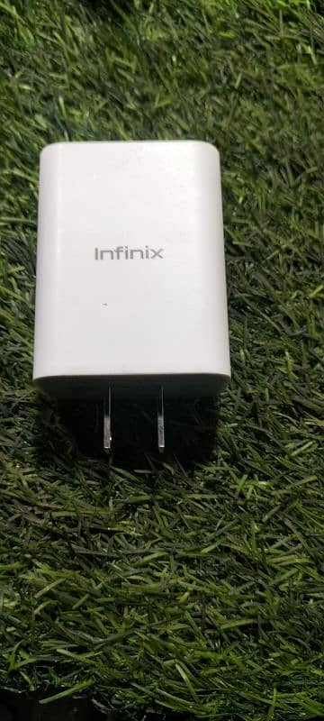 Infinix 100 % original charger 33 wt 3