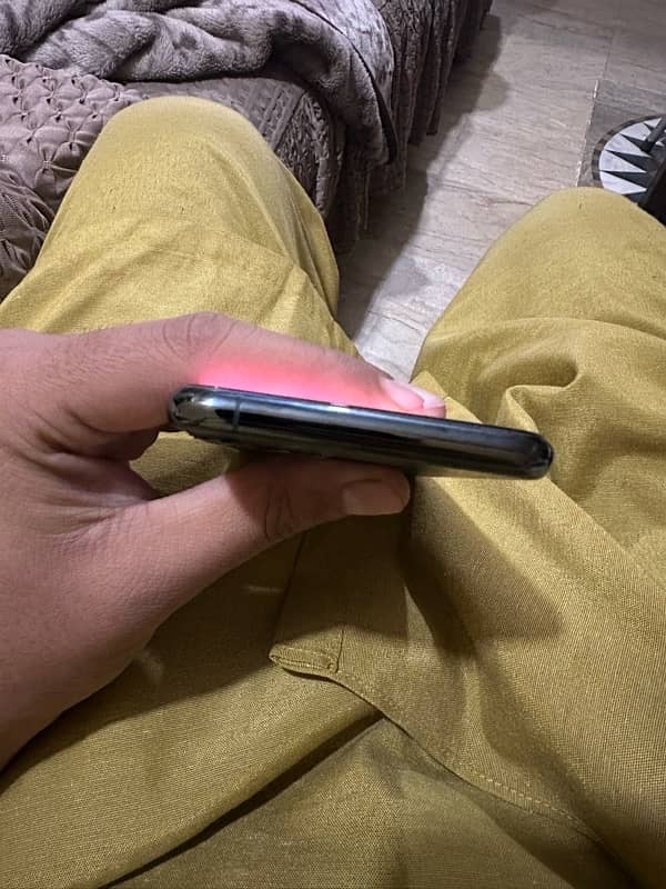 Iphone 11 Pro PTA Approved 2