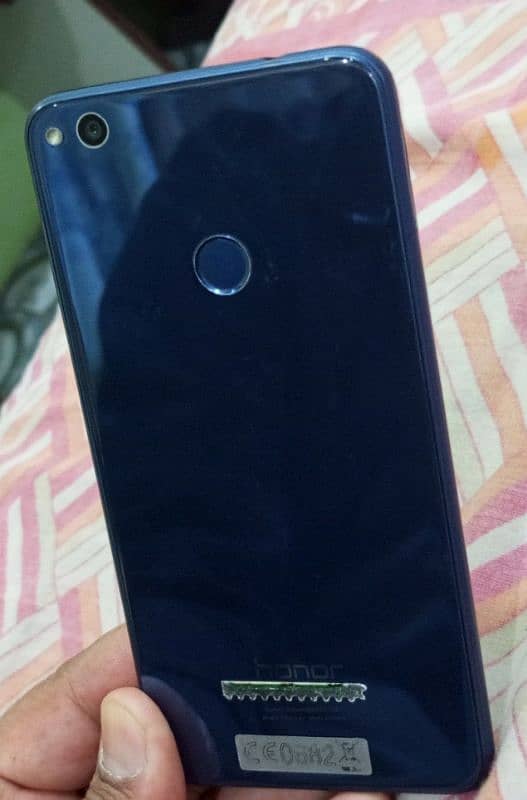 huwaie honor 8 lite with box  10 by 10 condition 5