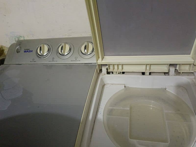 kenwood washing machine for sell 1