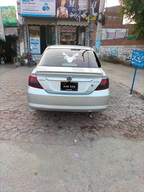 Honda City IDSI 2005 5