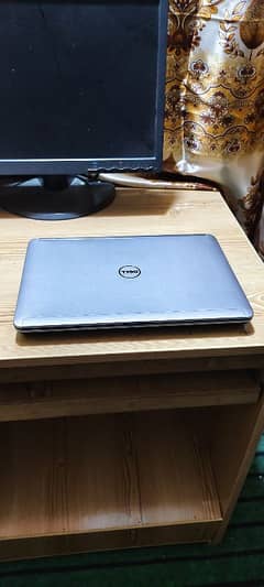 Dell Laptop || 500 GB || Lush Condition