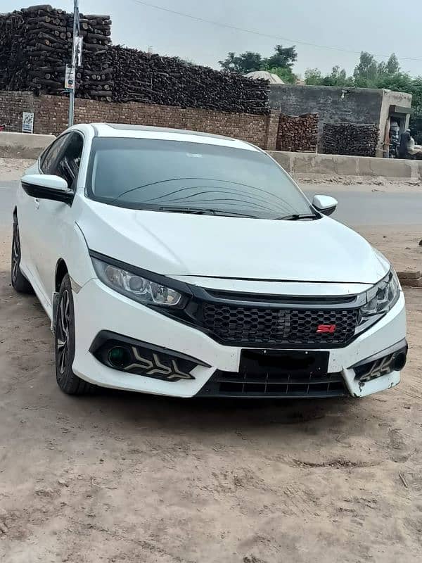 Honda Civic VTi Oriel Prosmatec 2018 sunroof (Ug) 1