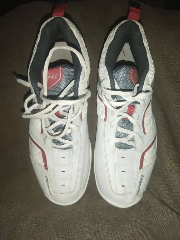 Younex 100% original shoes Condition 10/10 size uk8 us8.5 5