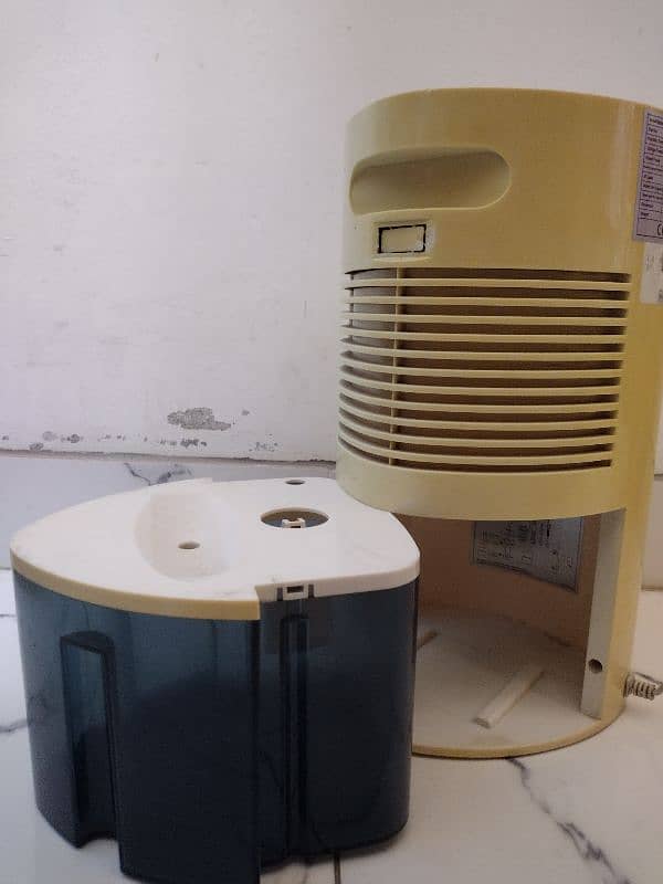 Air purifier and Dehumidifier 3