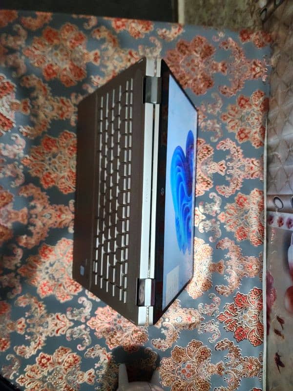 hp Pavilion 14 X360 2 in 1 Touch i7 8th 2gb nvidia 2