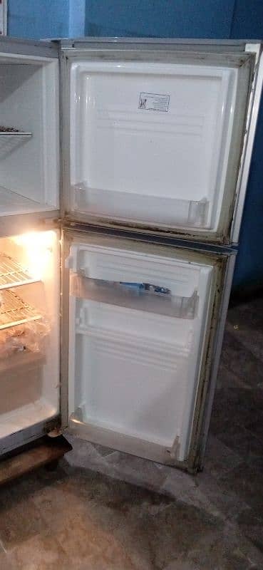 refrigerator 4