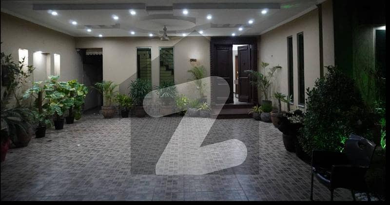 Luxurious 1 Kanal 5-Bedroom Double-Storey Office Space on Prime 80 Feet Road, Johar Town, Lahore 1