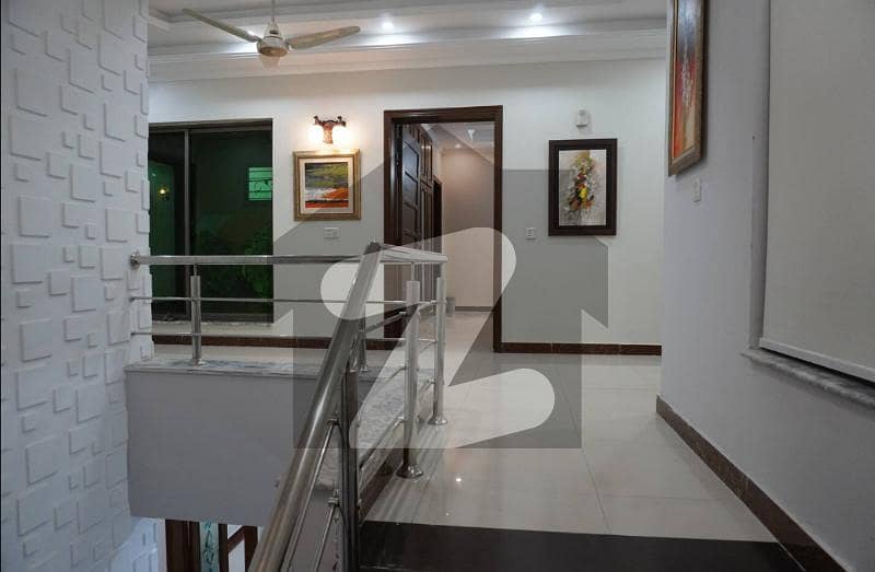 Luxurious 1 Kanal 5-Bedroom Double-Storey Office Space on Prime 80 Feet Road, Johar Town, Lahore 10