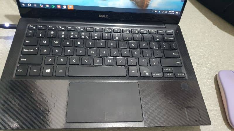 Dell XPS i5 7th generation 1