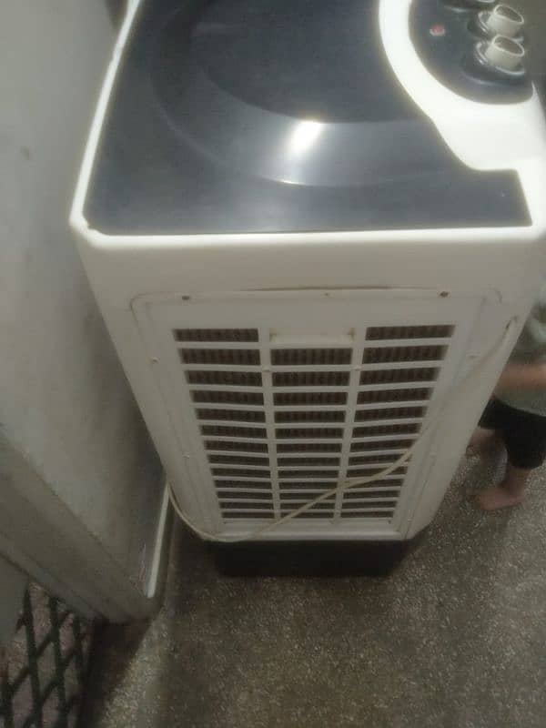 room cooler available for sale almost new 1