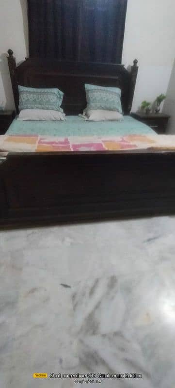 Dressing side table and double bed with mattress for sale 1