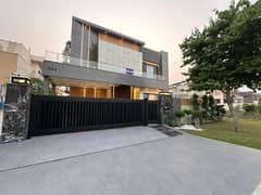 Near To  Defence Raya  & Carrefour 01 Kanal Marvelous Luxury Bungalow For Sale