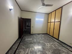 Upper Portion 01 Kanal Out Class Stylish Luxury Bungalow For Rent In HH-Block DHA Phase 4 Lahore