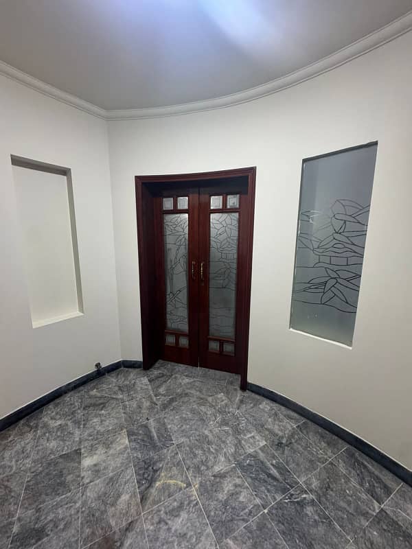 Upper Portion 01 Kanal Out Class Stylish Luxury Bungalow For Rent In HH-Block DHA Phase 4 Lahore 3