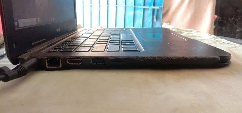 sale Laptop 1