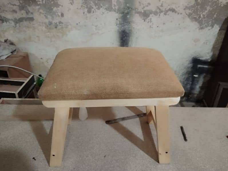 small wooden legs table 1