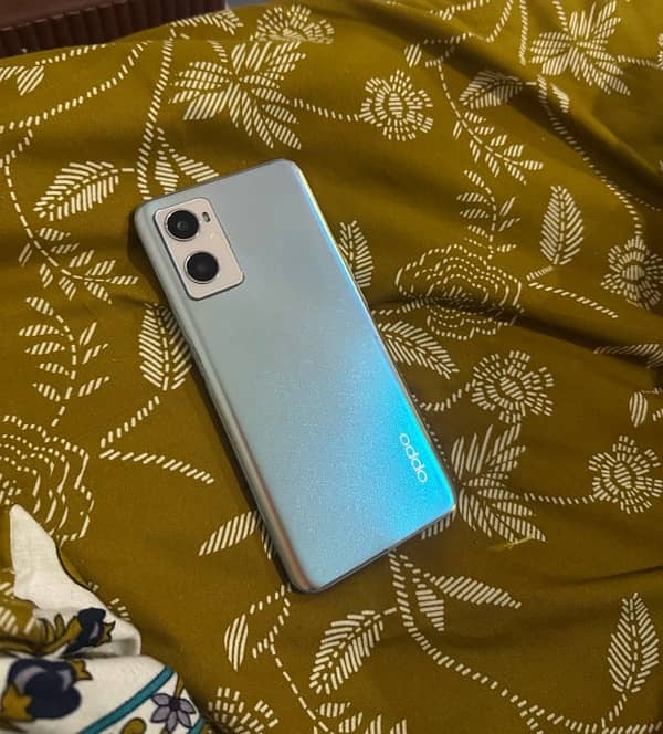 selling oppo A96 0