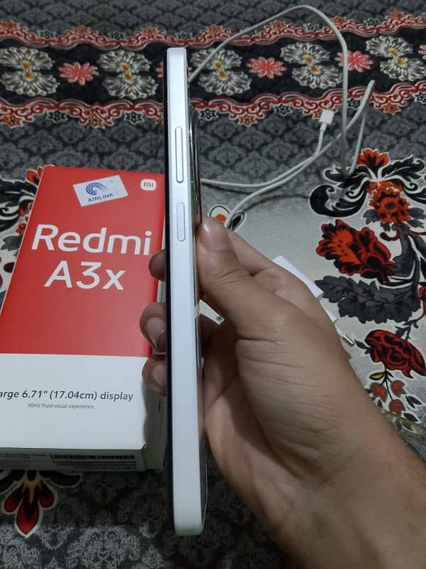 Redmi @3x 3/64 side fingerprint complete Saman hai 2 month use 3