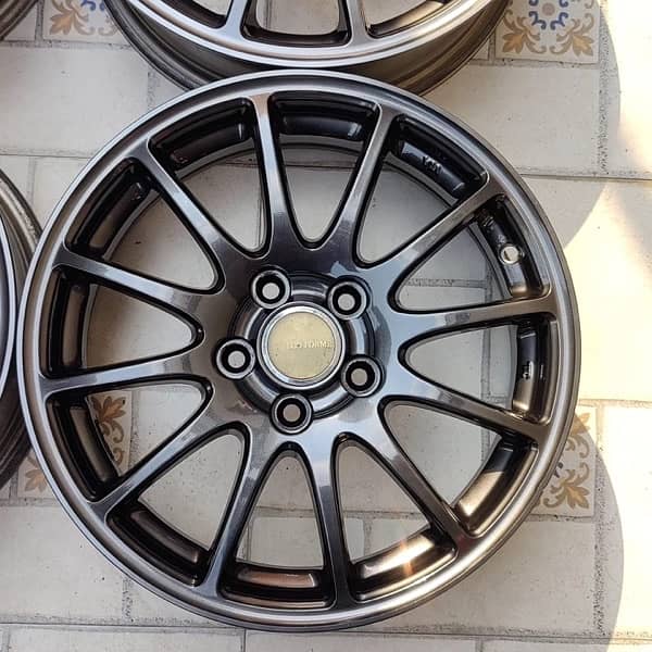 CAR RIMS 1