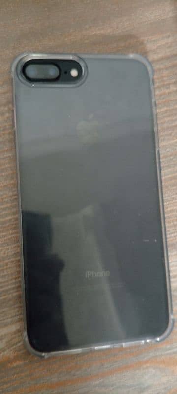 iphone 7 PLUS - low price, Excellent condition,Great battery health 6