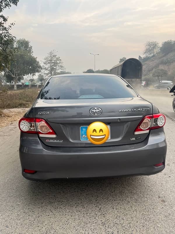 Toyota Corolla Altis 2012 1