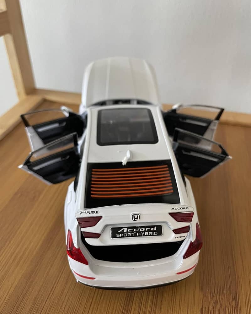 Honda Accord  Hybrid Sport car 1/24 Scale Diecast model car 7