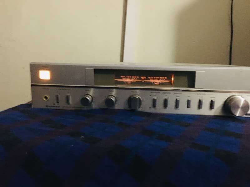 Sanyo Amplifire Made in japan 14