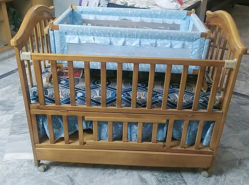 Baby cot 4