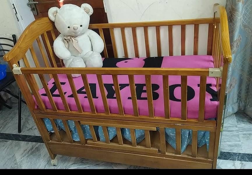 Baby cot 8