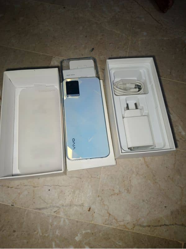 VIVO Y21 IN 10/10 CONDITION 2