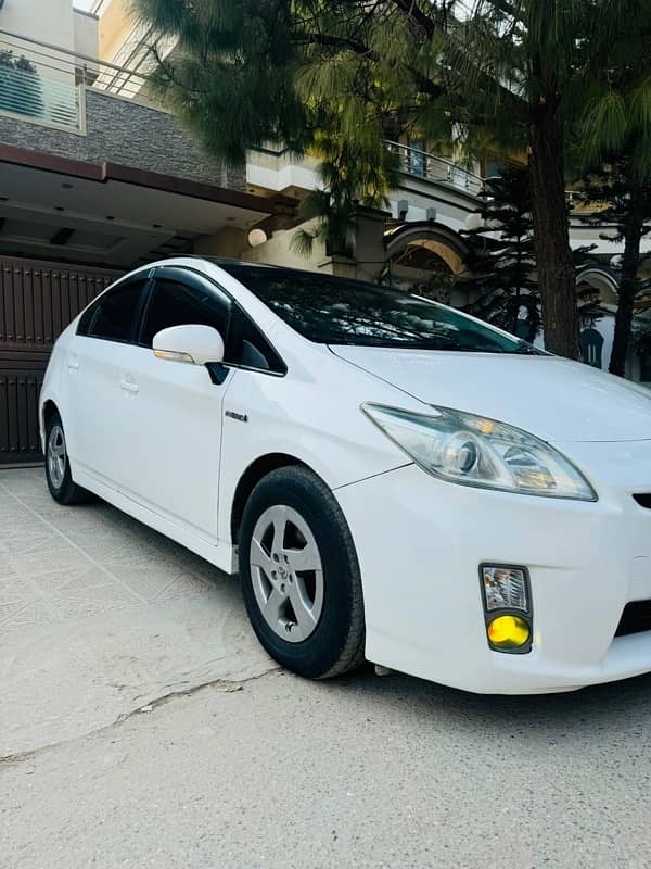 Toyota Prius 2010 3