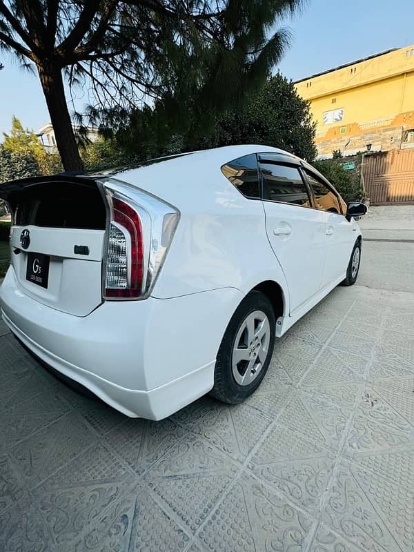 Toyota Prius 2010 4