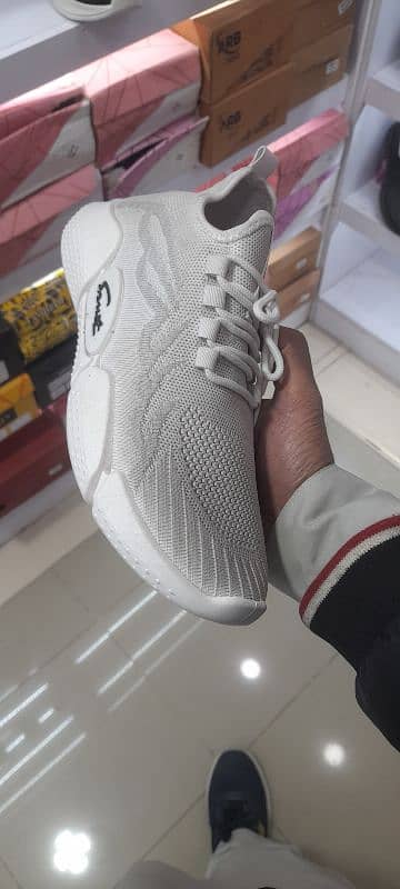 Mens quality sneakers 1