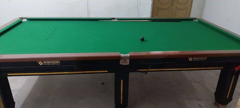 5'10'' snooker table 1