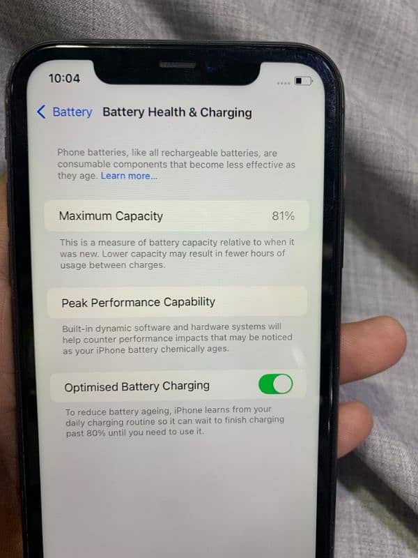 iphone 11 black color me hai non PTA 128 GB betrry 81 5