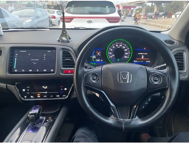 Honda Vezel 2015 9