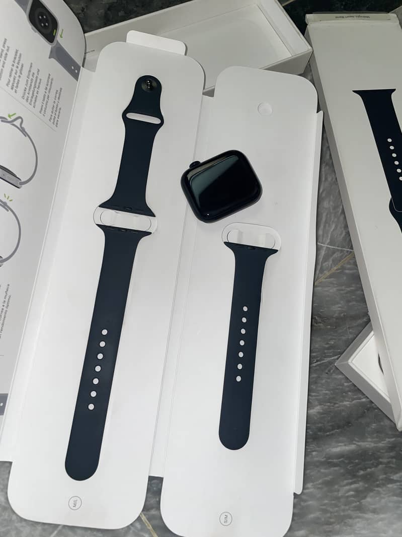 Apple Watch Series 7 GPS Aluminum 1