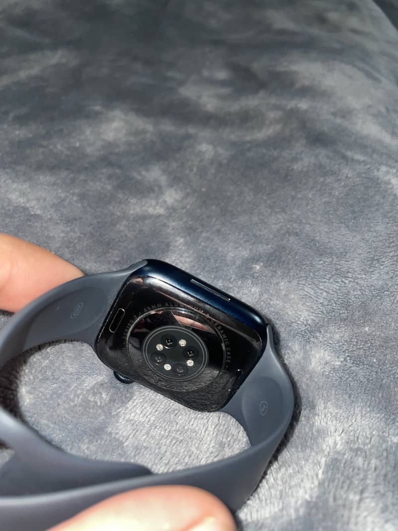 Apple Watch Series 7 GPS Aluminum 4