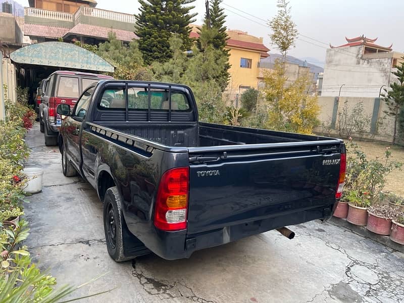 Toyota hilux single cabin 5