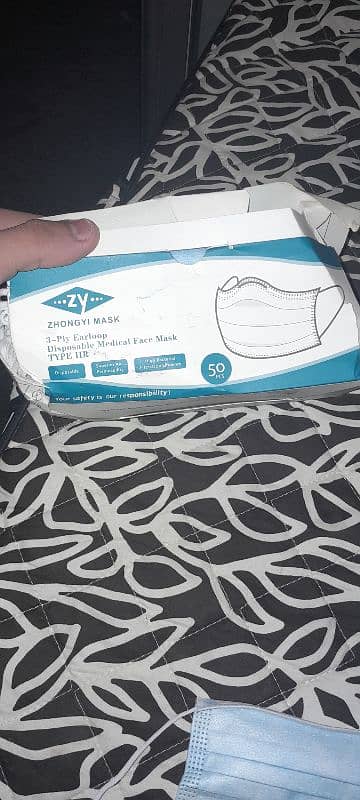 surgical masks box 1