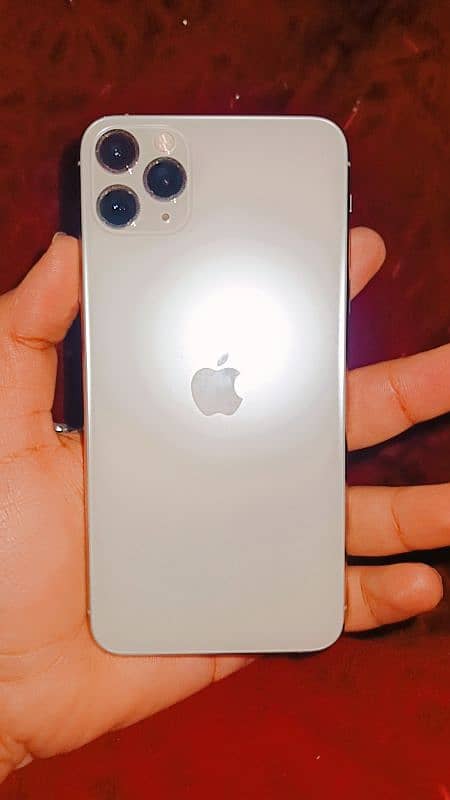 Iphone 11 pro max 4