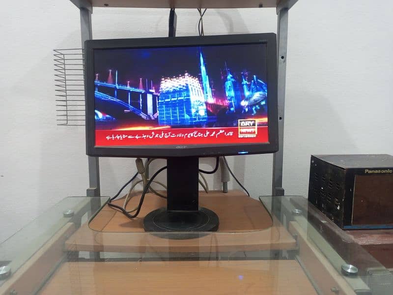 ACER 19 Inch LCD for urgent sale || Very good condition || Need Money 1