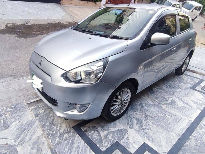 Mitsubishi Mirage 2012 4