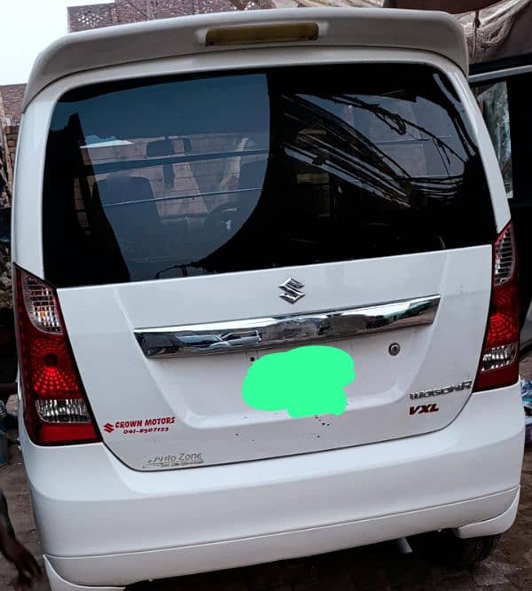 Suzuki Wagon R 2018 11