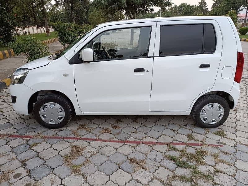 Suzuki Wagon R 2021 VXR for sale at a very reasonable price 4