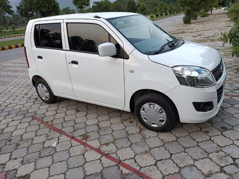 Suzuki Wagon R 2021 VXR for sale at a very reasonable price 5