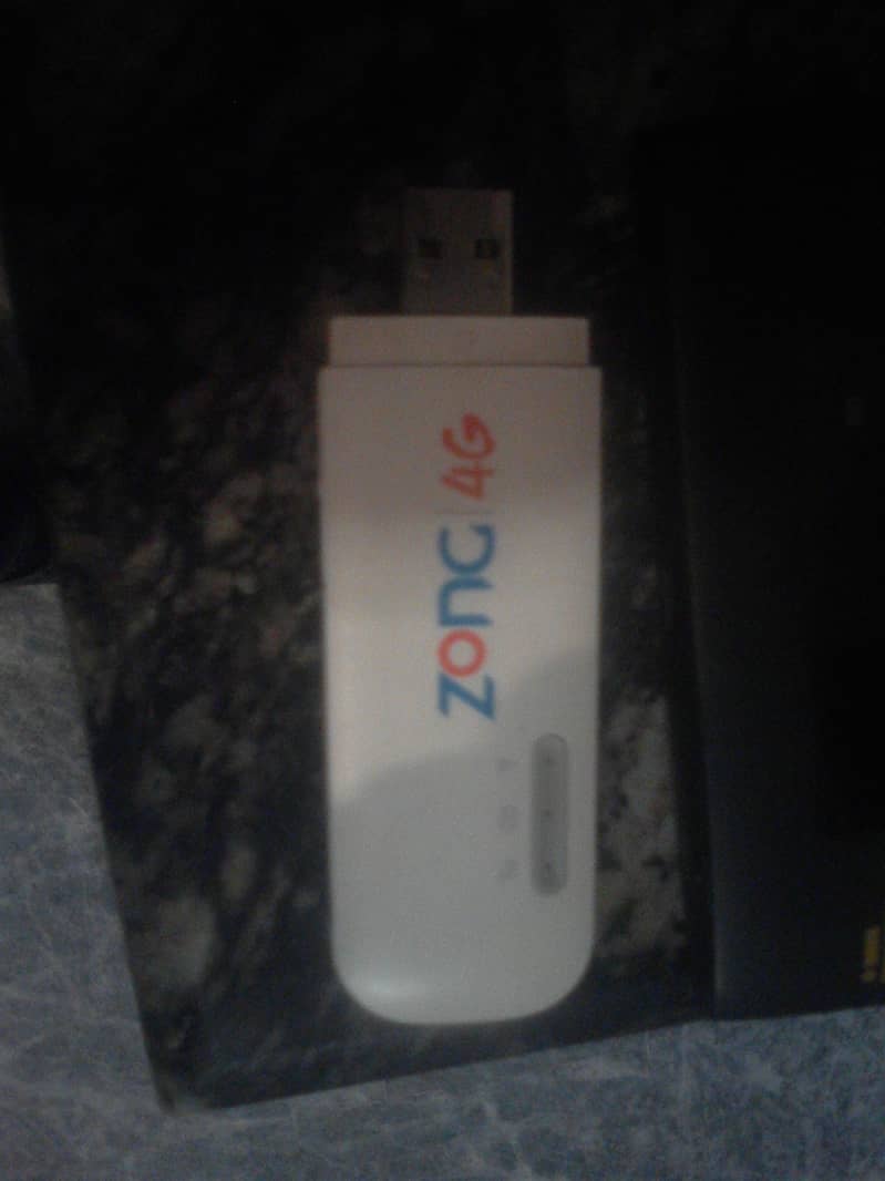 Zong Mifi unlocked and Ufone chargi 1