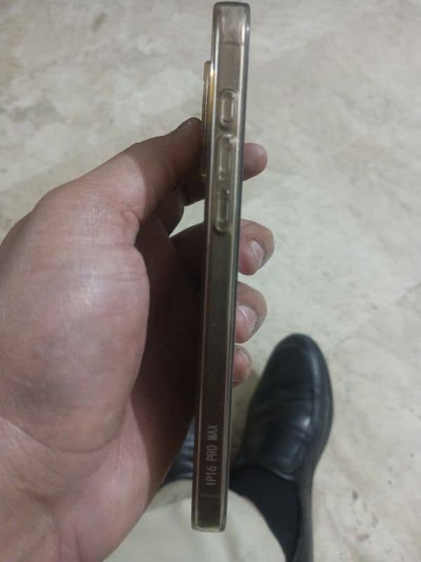 iphone 16 pro max jv model 2