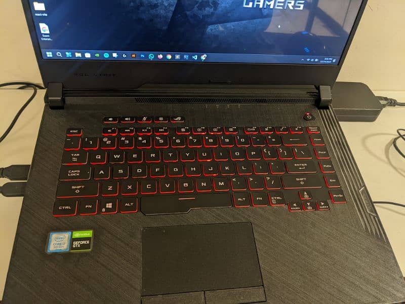 Asus ROG  i7 ( 9th gen ) with GTX 1650 1